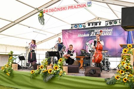 Ansambel Roka Žlindre