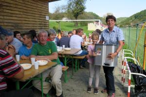 Nagrada za najmlajšo udeleženko čistilne akcije. 